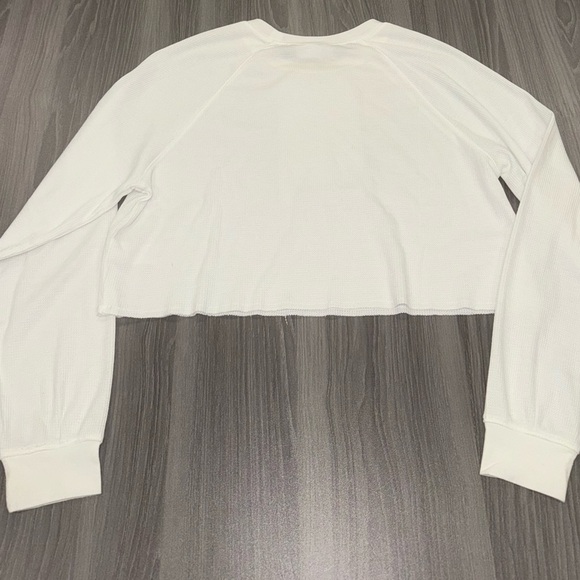 Double Zero Long Sleeve Cropped Knit Tee Size Spicy Small (DZ21F917) - Picture 7 of 9